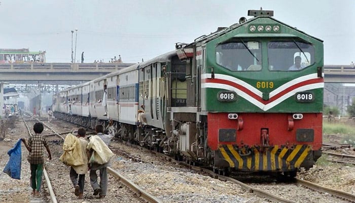 Pakistan Railways Housing Scam: Rs.100 Million Fraud Exposed in Lahore and Mughalpura